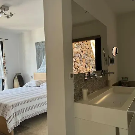 Apartamento Read My Profile Host Before Request # Luxury Villa Sea View Théoule-sur-Mer